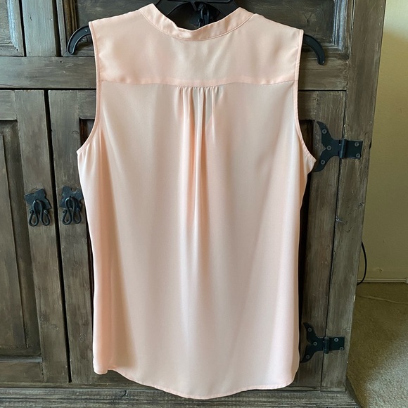 Banana Republic Sleeveless Blouse - Picture 2 of 5